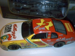 Labonte,Terry #5 "Texas Terry" 1/24 Revel Authentic - Click Image to Close
