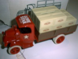 Lone Star Beer 1926 Mack Crate Truck